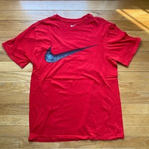 Nike Short Sleeve Shirt (Red)
